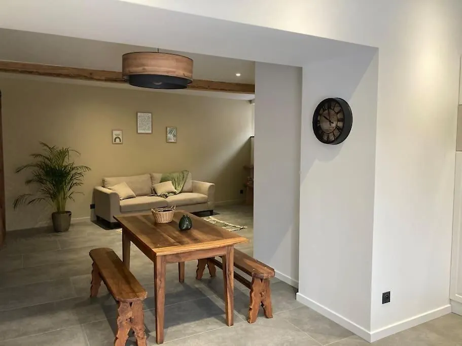 Superbe Appartement Avec Jacuzzi Et Jardin Prive Marlhes