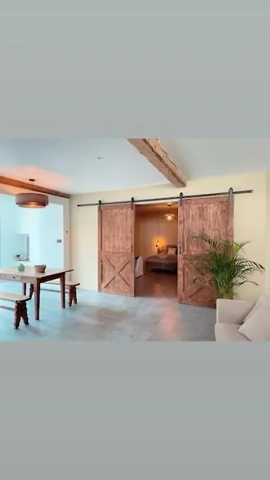 Superbe Appartement Avec Jacuzzi Et Jardin Prive Marlhes 0*,